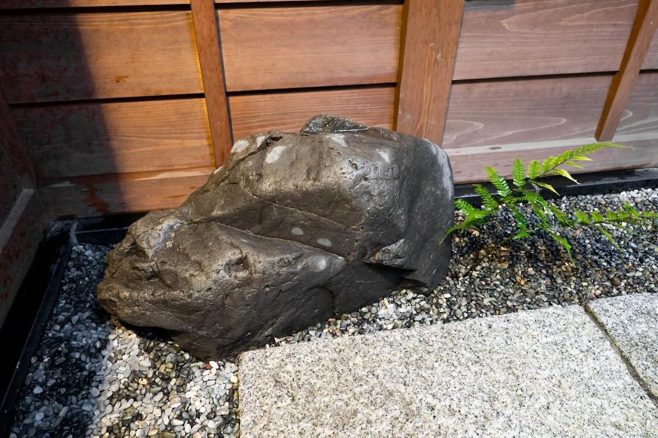 祇園せいじ庵。お風呂が素敵な貸切京町家。Netflix見放題。 Villa Kyoto